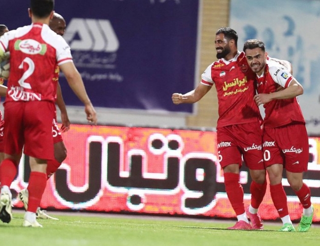 پرسپولیس با یک گل زیبا به یک قدمی استقلال رسید