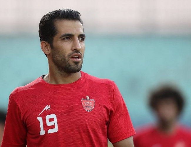 پست عذرخواهی وحید امیری از پرسپولیسی‌ ها بعد از شب تلخ مقابل آلومینیوم