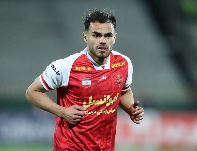 جلسه تمدید قرارداد اوستون اورونوف با پرسپولیس برگزار شد