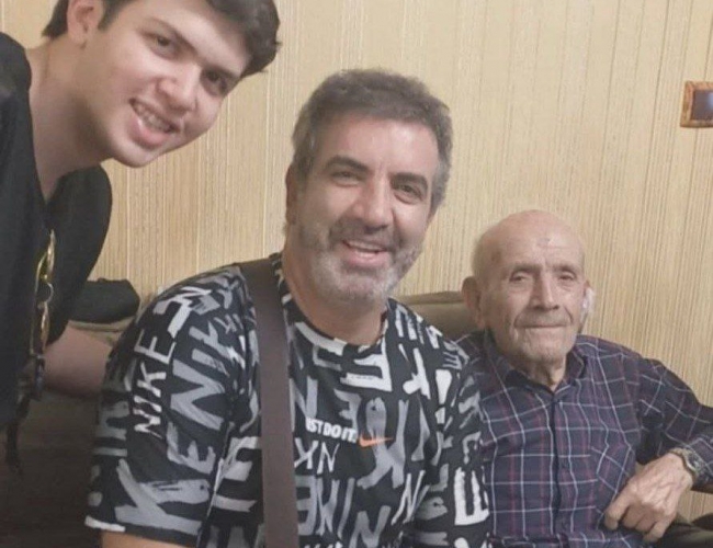 زمان مراسم خاکسپاری و یادبود پدر بهروز رهبری فرد مشخص شد