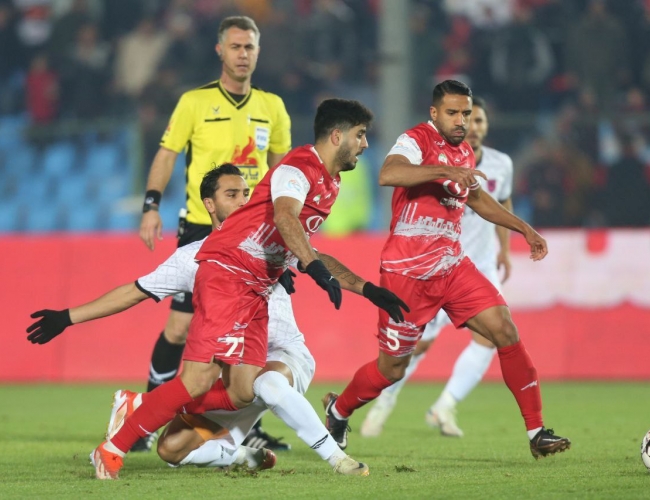 پرسپولیس 1 - مس رفسنجان 3 / درهای خروج به روی گاریدو باز می شود؟
