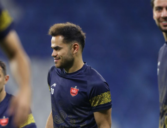 دلیل حضور اوستون اورونوف در باشگاه پرسپولیس چه بود؟