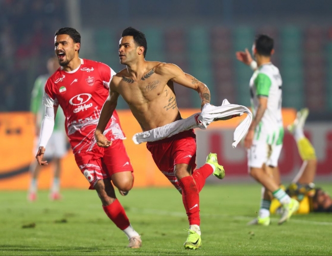 پرسپولیس 2 - خیبر خرم آباد 1 / اولین پیروزی سرخ ها با کریم باقری
