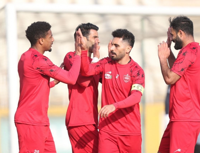 پیروزی پرگل پرسپولیس مقابل چادرملو با دبل علی علیپور