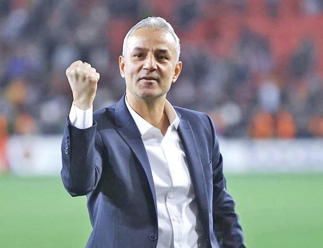 واکنش اسماعیل کارتال به برد پرسپولیس مقابل تراکتور