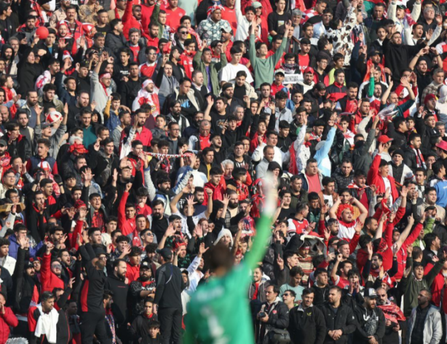 هوادار پرسپولیس چشم خود را از دست داد