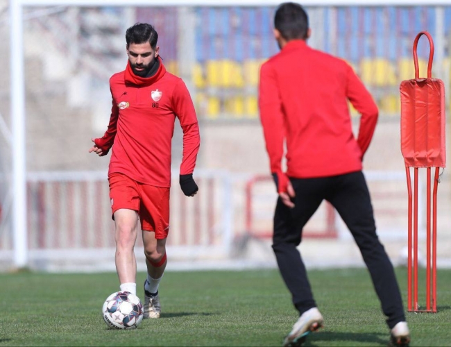 خروج امید عالیشاه از ترکیب اصلی پرسپولیس مقابل فولاد ؛ یاسین سلمانی جانشین شد