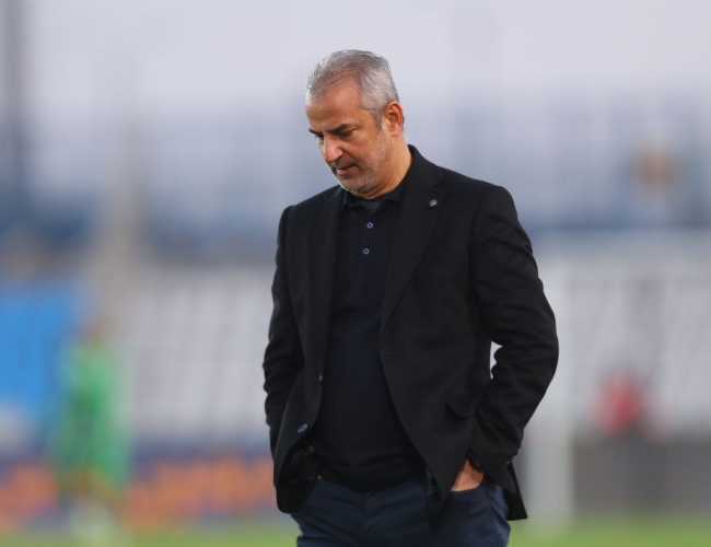 اسماعیل کارتال : پرسپولیس برای قهرمانی می‌جنگد/ از تصمیم فدراسیون درباره ورزشگاه متعجب هستم
