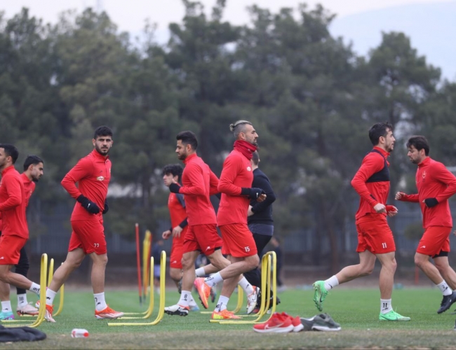 4 غایب پرسپولیس مقابل سپاهان در یک هشتم نهایی جام حذفی