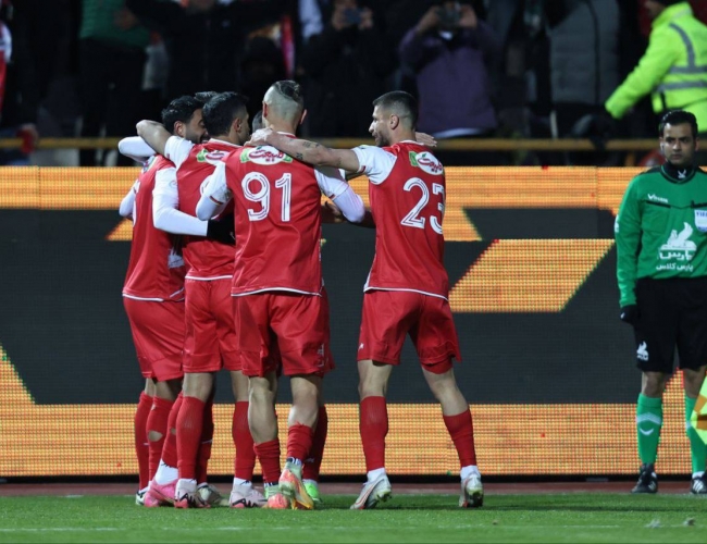 پرسپولیس 2 - استقلال 1 / سرخپوشان فاتح دربی رفت و برگشت فصل