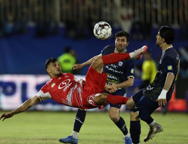  تحلیل محمد برزگر از پیروزی پرسپولیس مقابل چادرملو ؛ پرسپولیس باز هم قهرمان می‌شود