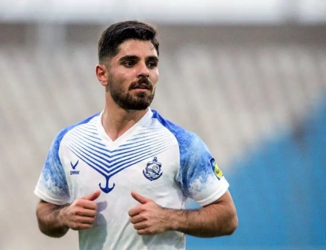 محمد عمری : دوست داشتم مقابل پرسپولیس بازی کنم، اما نباید ریسک می‌کردم