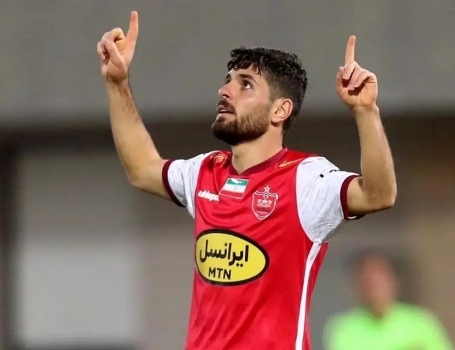 محمد عمری : تحت قرارداد پرسپولیسم/ امیدوارم شرایط قراردادم بهتر شود