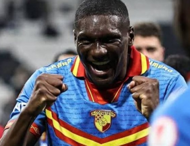ادعای رسانه ترک: مدافع برزیلی، هلیتون، مورد توجه کارتال و پرسپولیس قرار گرفت