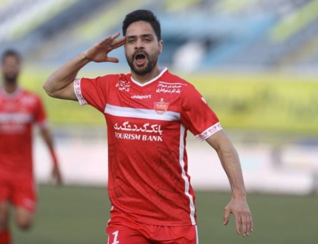 کمال کامیابی‌ نیا : شادی گل من احترام به هواداران بود/ از بچگی عاشق پرسپولیس بودم