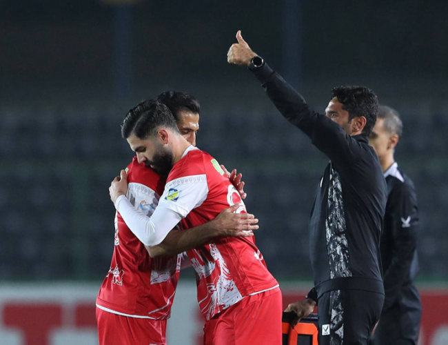 یاسین سلمانی در پرسپولیس ماندنی شد؛ تمدید قرارداد برای دو فصل دیگر