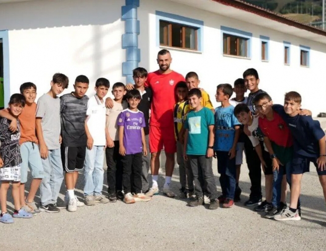 سردار دورسون ، محبوب‌ترین چهره پرسپولیس در اردوی ترکیه