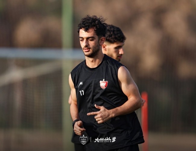 شماره ۱۷ پرسپولیس به مجتبی فخریان رسید