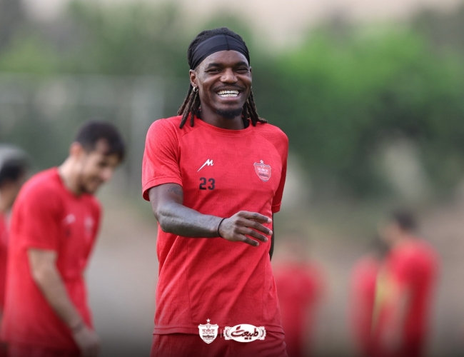 بیفوما : آماده اولین بازی برای پرسپولیس هستم