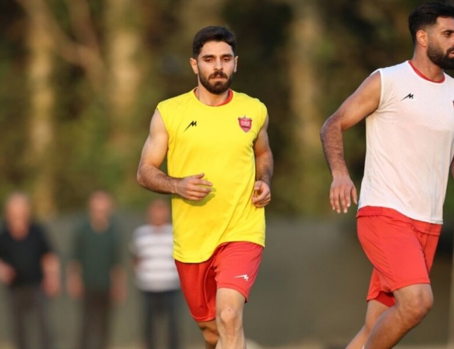 امیدواری پزشکان پرسپولیس به بازگشت محمد عمری بدون جراحی