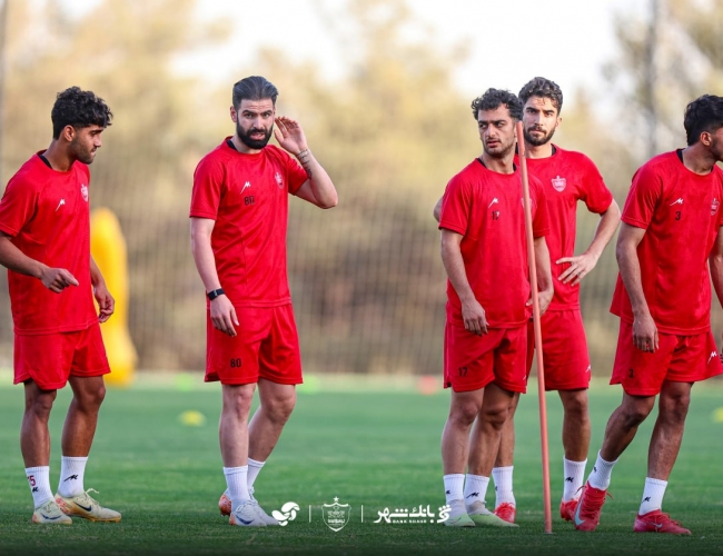 سه جوان پرسپولیس همچنان نیمکت‌نشین؛ امیدها به هفته‌های آینده