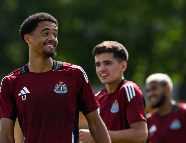 آخرین وضعیت انتقال جمال لوییس به پرسپولیس