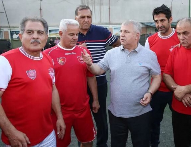 راز ورزشی فرشاد پیوس ؛ ستاره‌ای که می‌توانست کشتی‌گیر شود