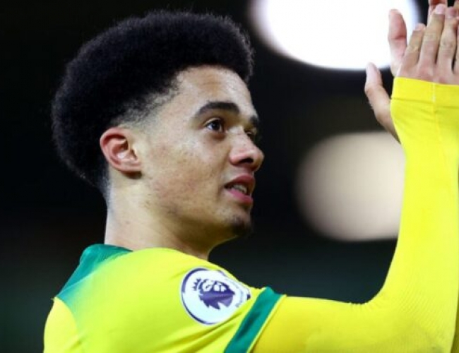 تردید در جذب جمال لوییس ؛ مدافع ایرلندی امشب به تهران می‌رسد