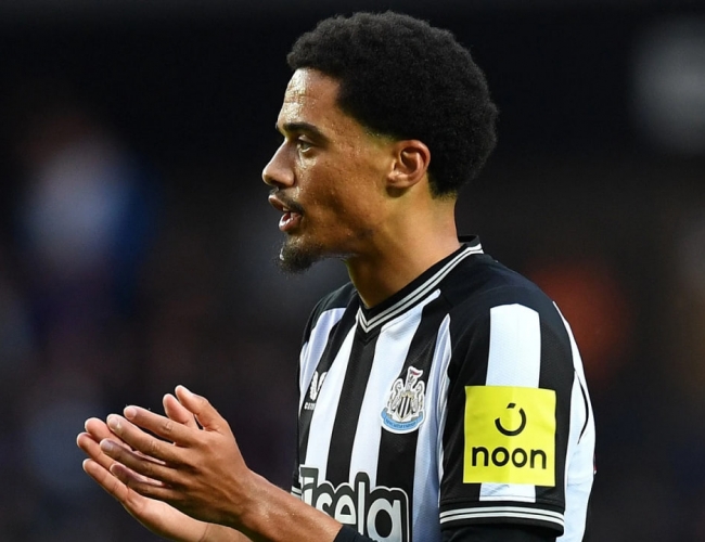 جمال لوییس از پرسپولیس دور شد؛ رقم سنگین و مشکل کهنه پای چپ مانع انتقال