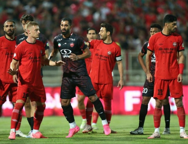 تراکتور تا آبان در یادگار امام بازی نمی‌کند/ مصاف با پرسپولیس در بنیان دیزل؟