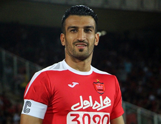 حسین ماهینی : به وحید هاشمیان زمان بدهید/ پرسپولیس می‌تواند به موفقیت برسد