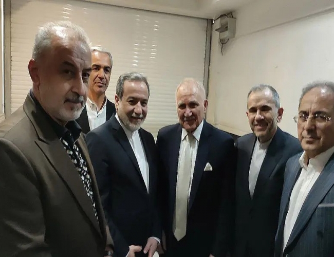 عباس عراقچی : پرسپولیس رویایی هیچ‌وقت تکرار نخواهد شد/ در اوج مذاکرات برجام هم نتایج تیم را دنبال می‌کردیم