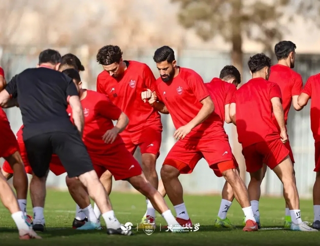 محمدحسین کنعانی‌زادگان در مسیر بازگشت؛ مدافع پرسپولیس آماده دیدار با خیبر خرم‌آباد می‌شود