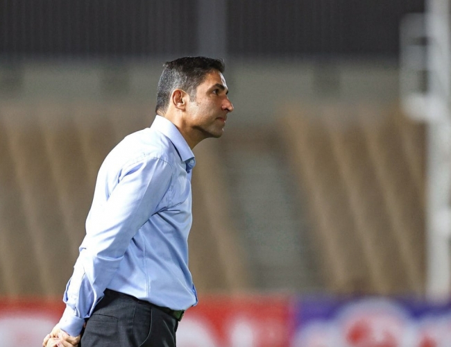 وحید هاشمیان سرمربی پرسپوليس مقابل ذوب