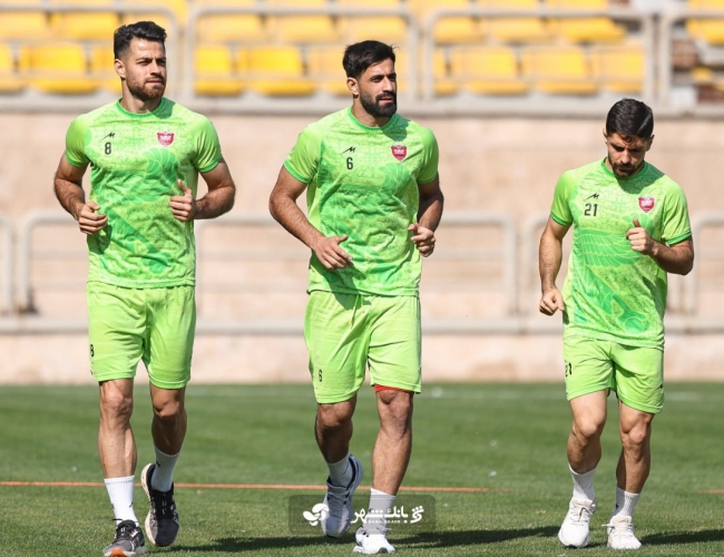 معادلات خط دفاع پرسپولیس با غیبت مرتضی پورعلی گنجی مقابل استقلال خوزستان