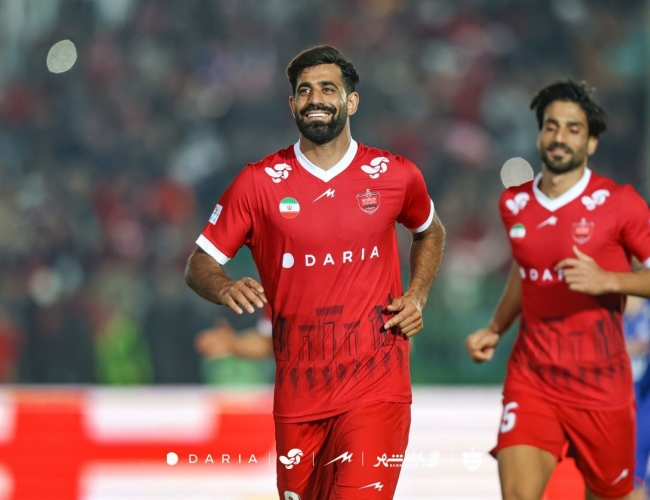 گلزنی دوباره محمدحسین کنعانی زادگان بعد از 8 ماه ؛ شادی «یزله» دوباره در پرسپولیس