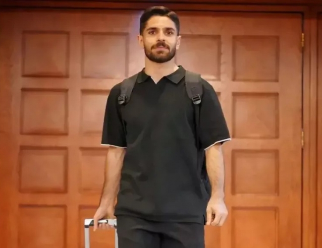 تمرینات اختصاصی محمد عمری در اردوی تیم ملی؛ وضعیت نامشخص برای دیدار برابر تراکتور