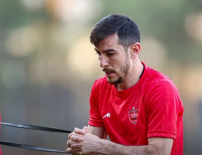 فرشاد احمدزاده : زیر فشار بودم اما فقط به موفقیت پرسپولیس فکر می‌کنم