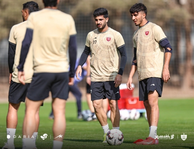 تعطیلی طولانی؛ پرسپولیس پس از لغو بازی با تراکتور به فکر برگزاری یک دیدار تدارکاتی