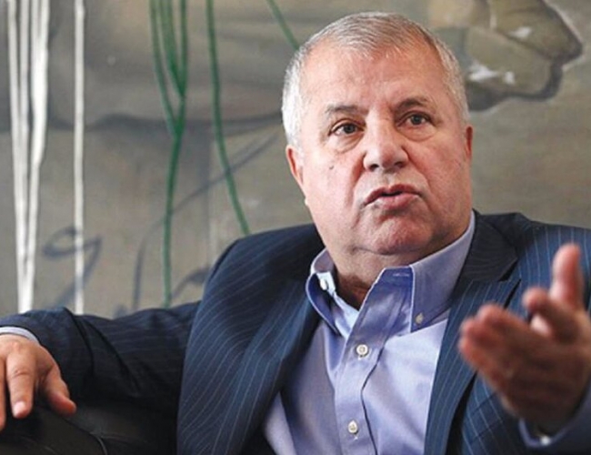 حمایت صریح علی پروین از علی دایی و انتقاد از حاشیه‌سازی‌ها