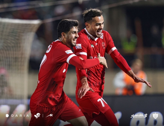 اوستون اورونوف در یک قدمی آلن ویتل