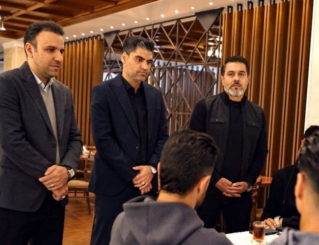 قول پاداش ویژه به پرسپولیسی‌ها؛ سرخابی‌ها در اراک هم‌هتل شدند