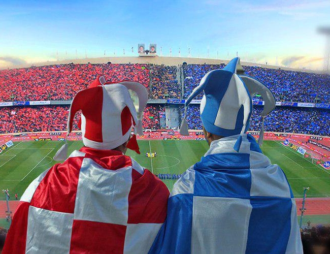 اعطای پاداش یک میلیارد تومانی سهام ماه‌ لند به بهترین بازیکنان زمین در مسابقه شهرآورد + عکس