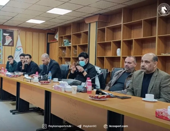 مصاف پیکان و پرسپولیس بدون تماشاگر برگزار می‌شود