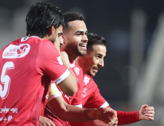 اورونوف با ۵۲ بازی، وارد جمع ۶۰ گلزن برتر تاریخ پرسپولیس شد