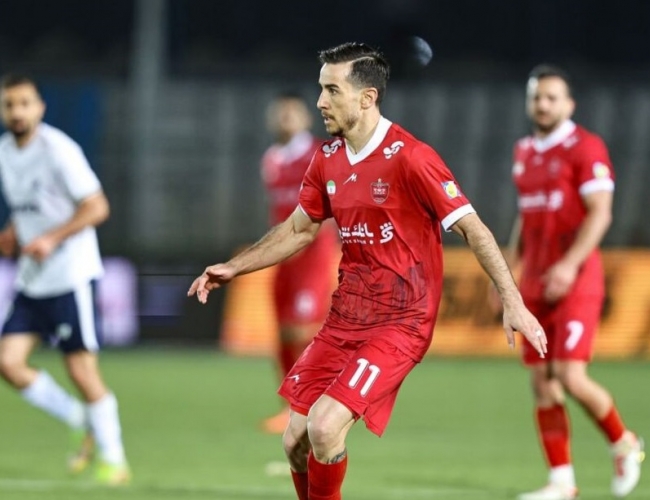 فرشاد احمدزاده شاگرد گل محمدی می شود؟