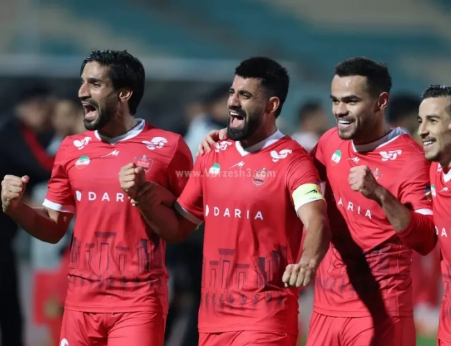 شانس عالی برای صدرنشینی/ بخت در خانه پرسپولیس را زد!