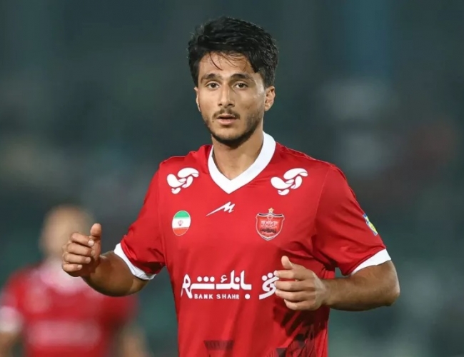 جدایی صادقی منتفی شد؛ پرسپولیس روی جوان‌ها سرمایه‌گذاری می‌کند