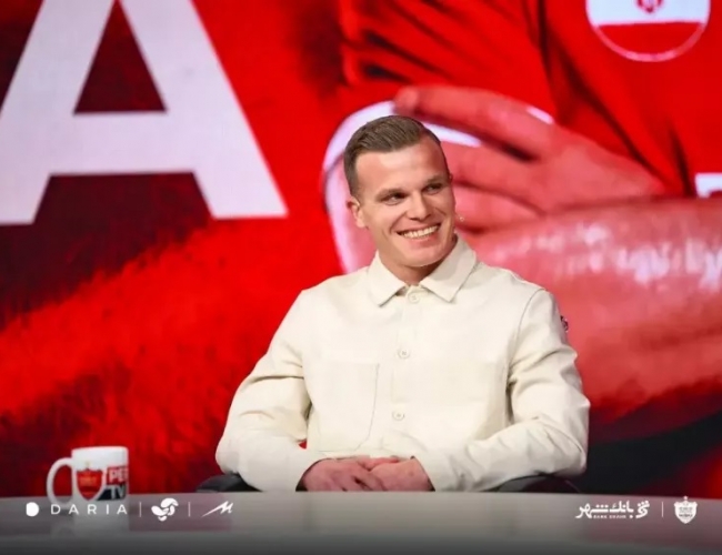 از حس درونی تا پیراهن پرسپولیس ؛ دنیل گرا چرا تهران را انتخاب کرد؟