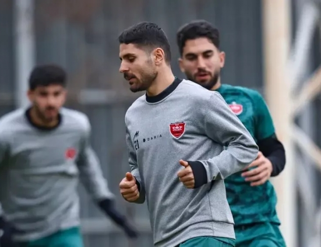 خبرهای امیدوارکننده از تمرین پرسپولیس؛ بازگشت تدریجی عمری و آماده‌شدن شکاری برای ملوان